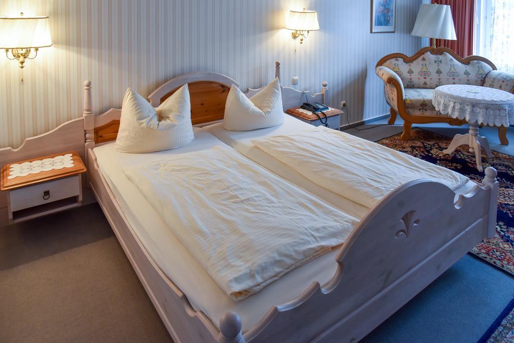 Landhotel Schnupp Neudrossenfeld Esterno foto