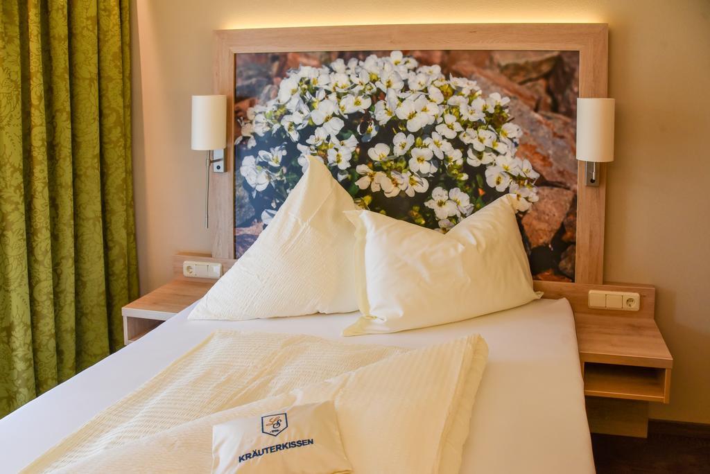 Landhotel Schnupp Neudrossenfeld Esterno foto