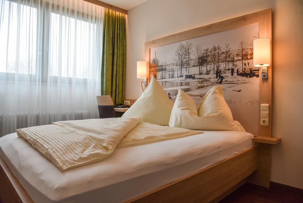 Landhotel Schnupp Neudrossenfeld Esterno foto