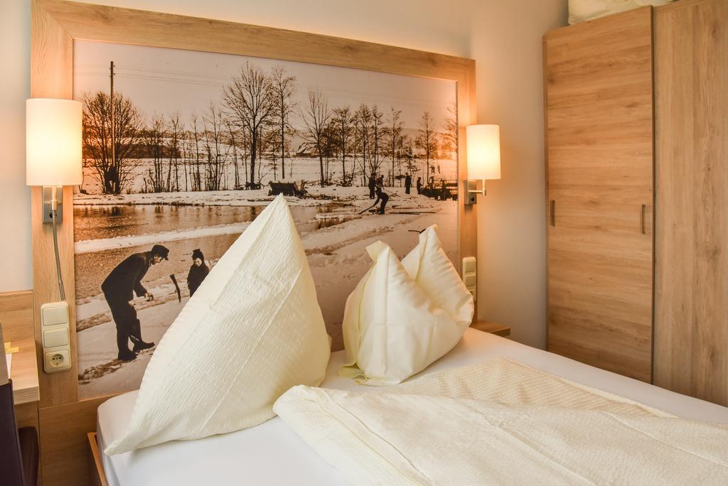 Landhotel Schnupp Neudrossenfeld Esterno foto