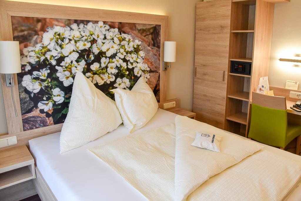 Landhotel Schnupp Neudrossenfeld Esterno foto