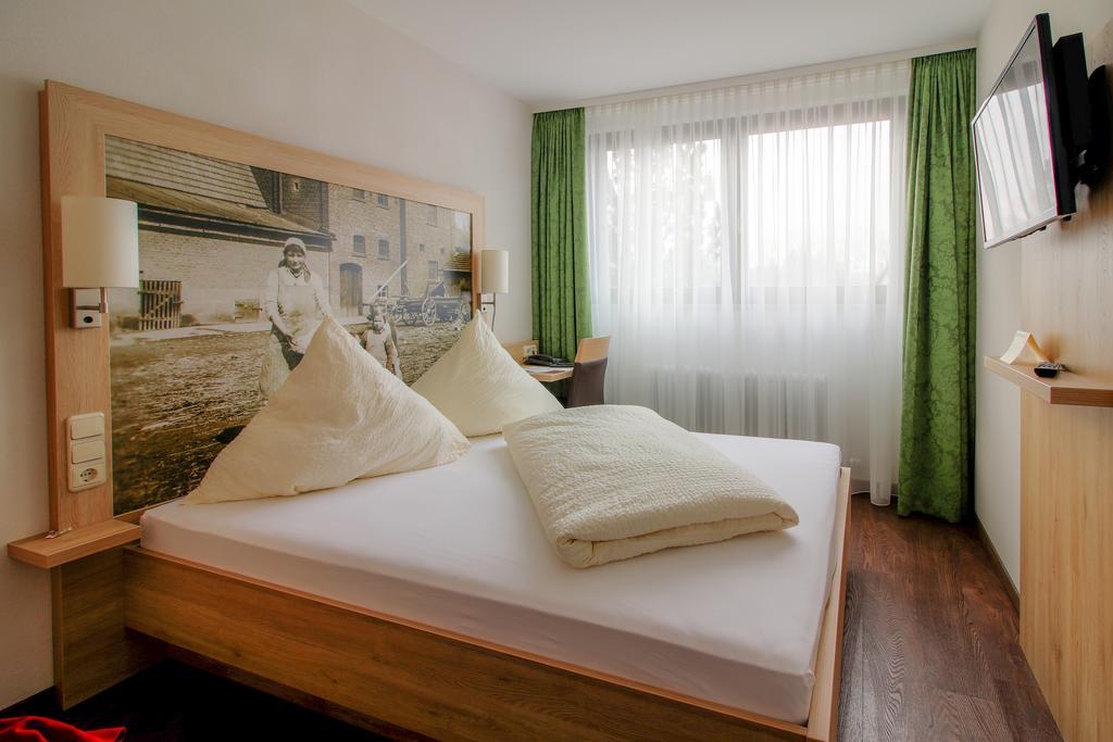 Landhotel Schnupp Neudrossenfeld Esterno foto