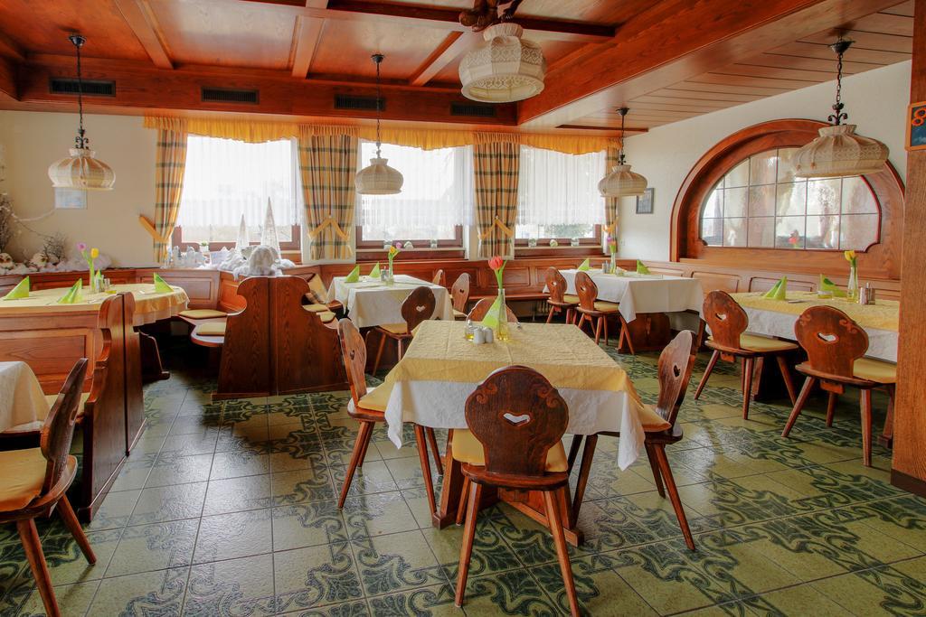 Landhotel Schnupp Neudrossenfeld Esterno foto
