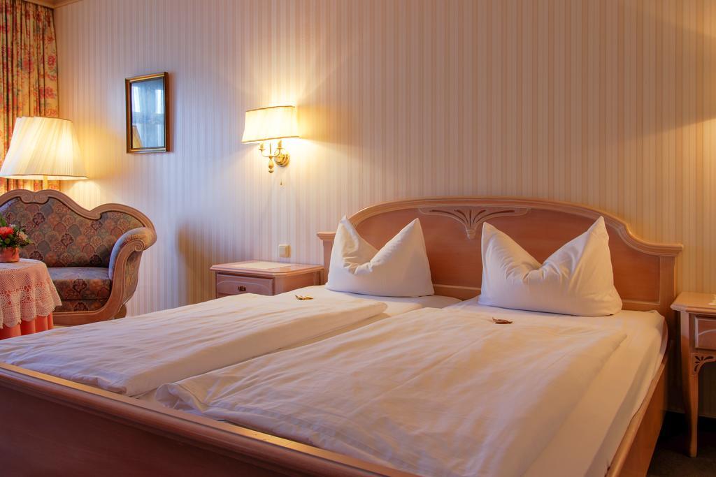 Landhotel Schnupp Neudrossenfeld Esterno foto