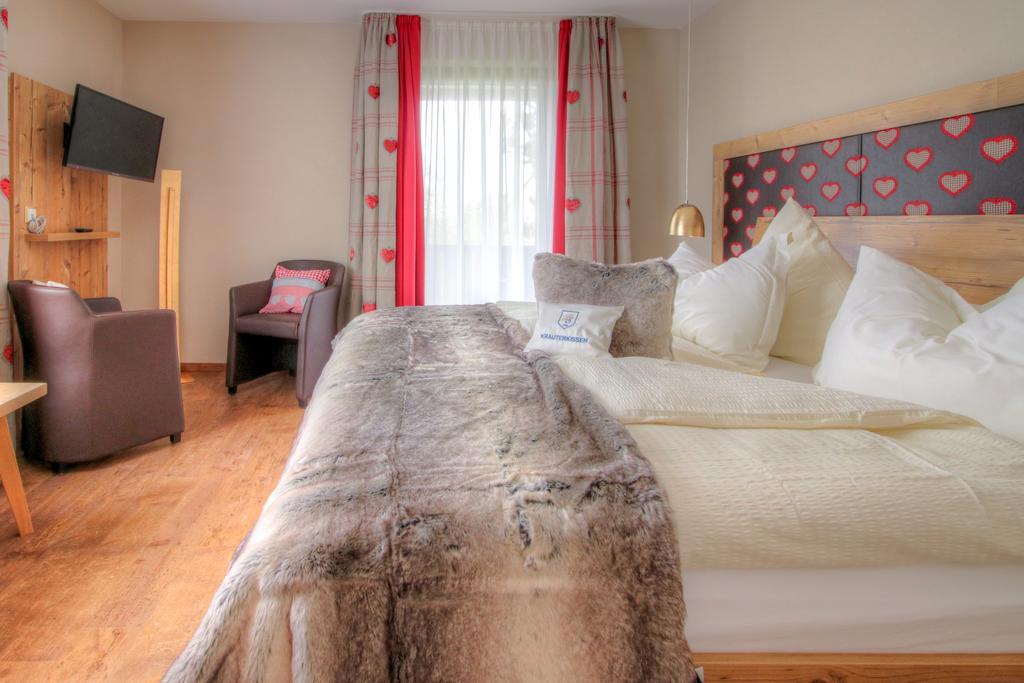 Landhotel Schnupp Neudrossenfeld Esterno foto